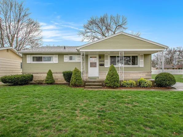 2806 Eisenhower Ave, South Bend, IN 46615