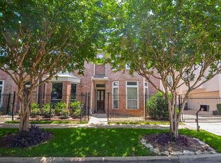 1929 Calumet St, Houston, TX 77004
