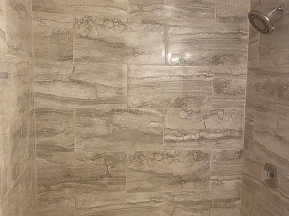 5th image of 16622 Theresa Ln #2A
