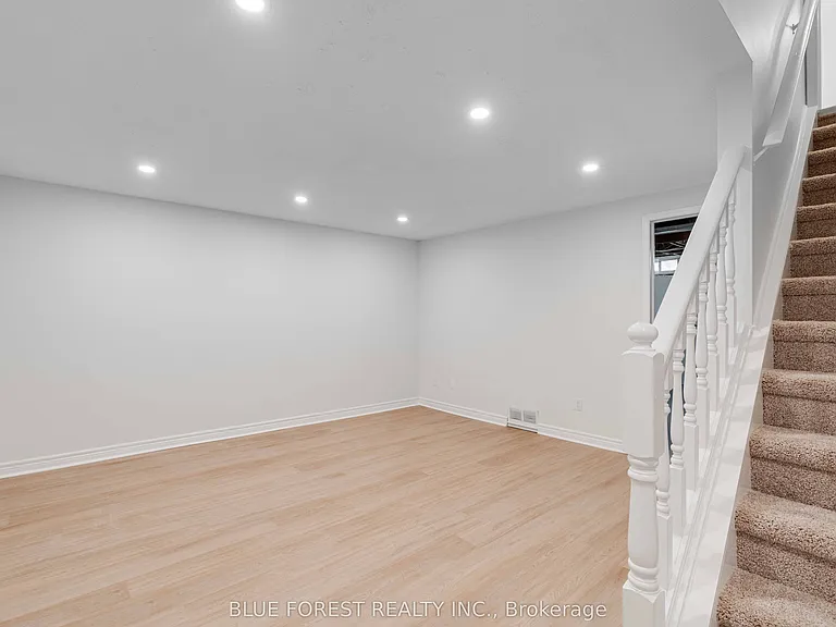 1095 Jalna Blvd #88 — Photo 29