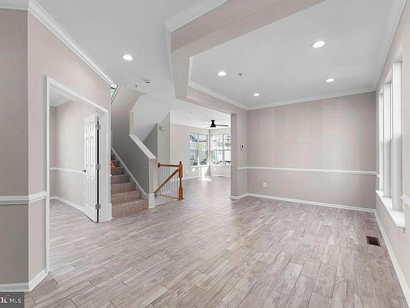 4th image of 10043 Pentland Hills Way