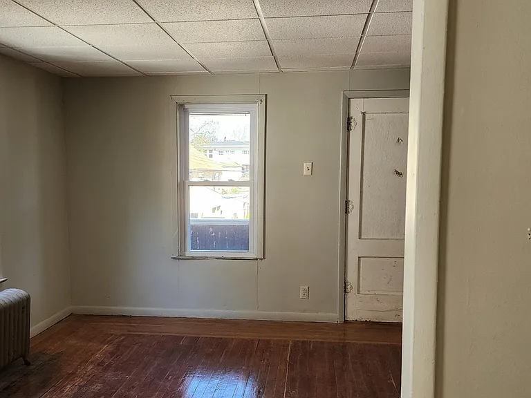 22 Lincoln Ave #2N — Photo 7