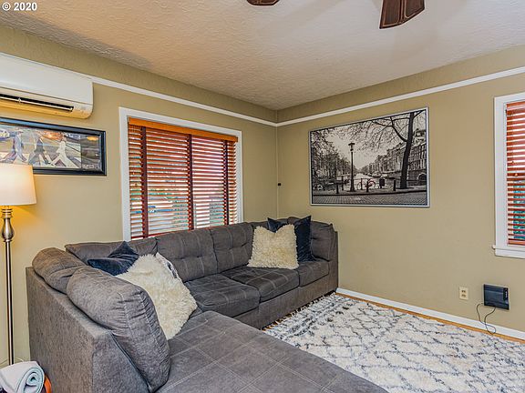 5th image of 3113 E 24th St