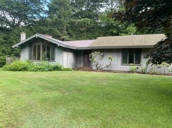 568 West River Road, Brattleboro, VT 05301