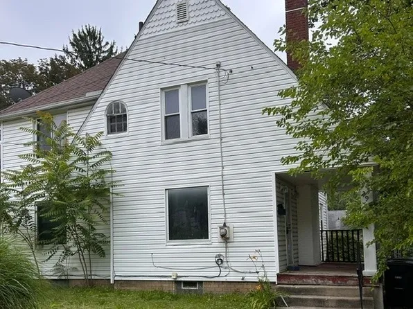 296 Grace Ave, Akron, OH 44320