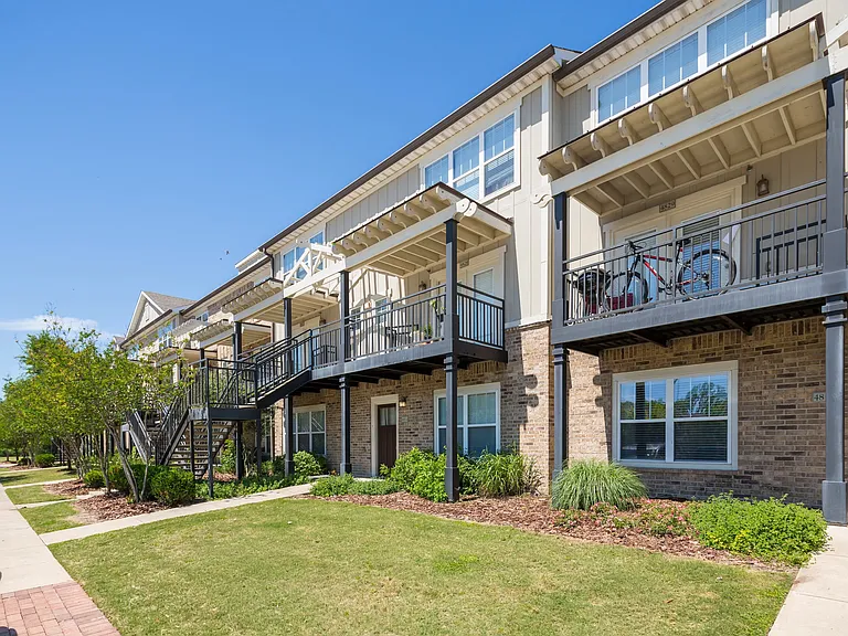 1725 Harvey Mitchell Pkwy S #2314 — Photo 9