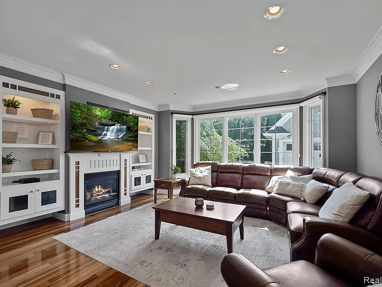 1400 Holland St — Photo 10