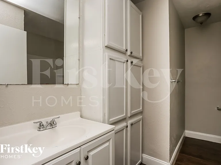6418 Briar Knoll Dr — Photo 13