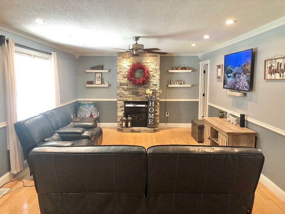 108 Stoney Brook Dr, Van Lear, KY 41265 Zillow