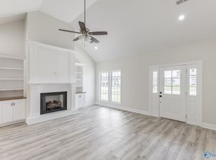 23307 Flossie Dr, Athens, AL 35613