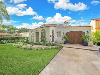 2806 Columbus Blvd, Coral Gables, FL, 33134