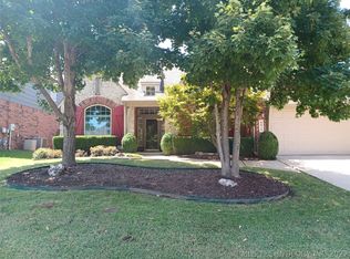 9014 E 77th Pl, Tulsa, OK 74133