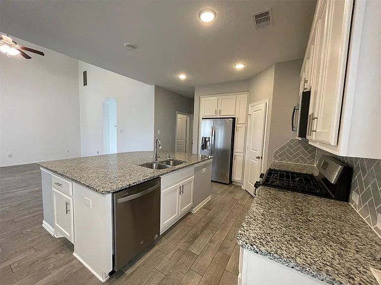308 Tangle Birch Ct — Photo 11