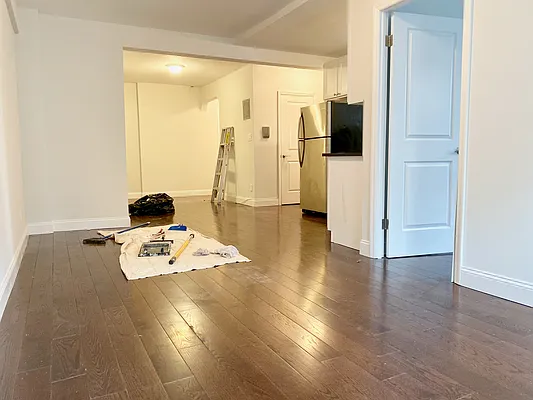 Rented by Zjama Realty Corp | media 5