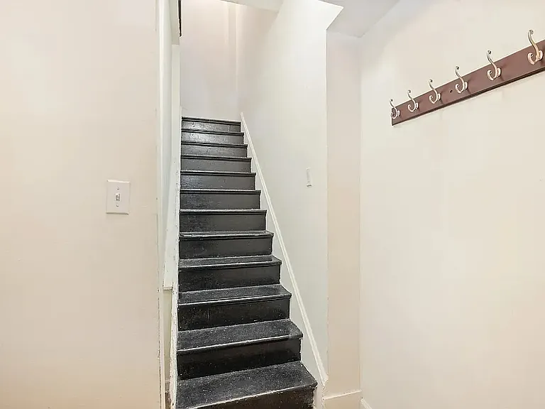 109 W 10th St #1 — Photo 20