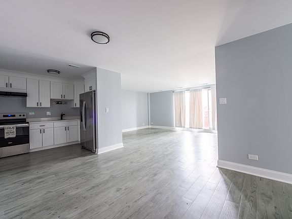 4th image of 300 Park Ave APT 749