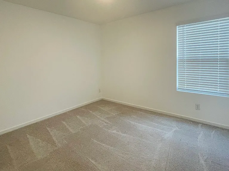 1405 Merlin Bluff St — Photo 6