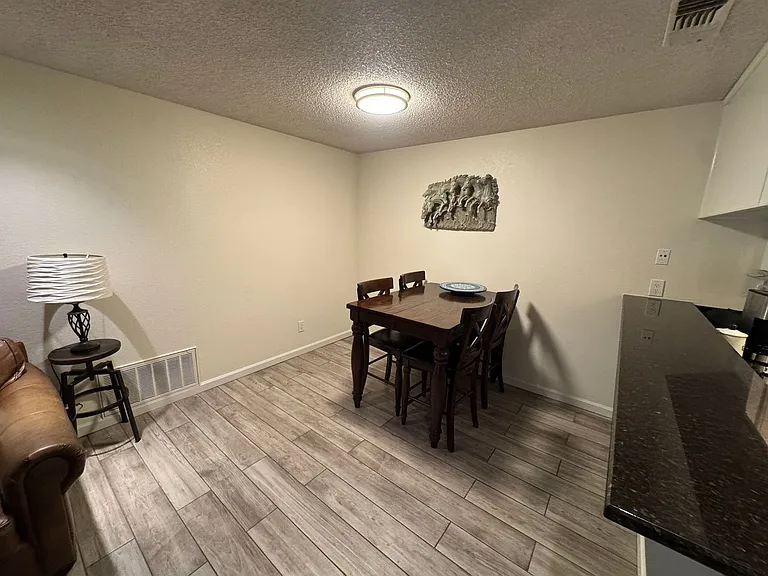 1114 Drummond Ave — Photo 3