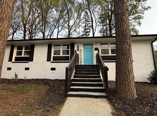 553 Derrydowne Dr, Charlotte, NC