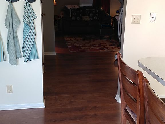 2nd image of 1430 Long Island Ct