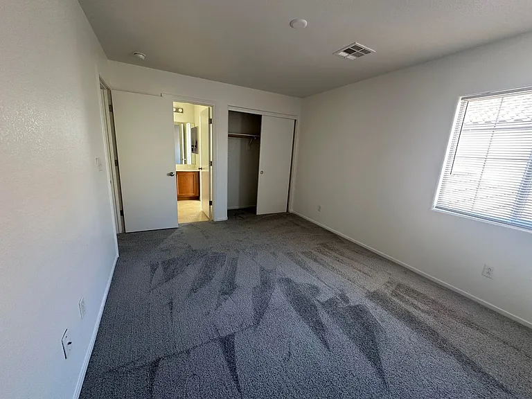 930 Wembly Hills Pl — Photo 7