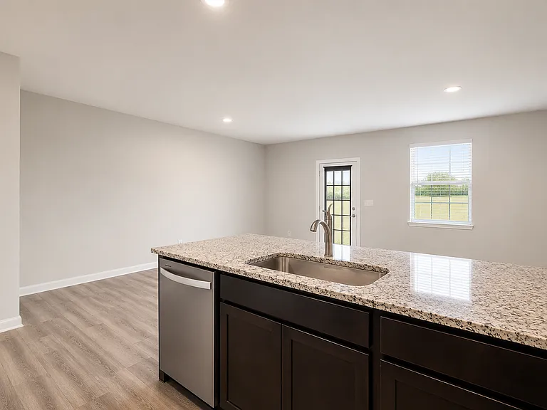 152 Baker Dr — Photo 5