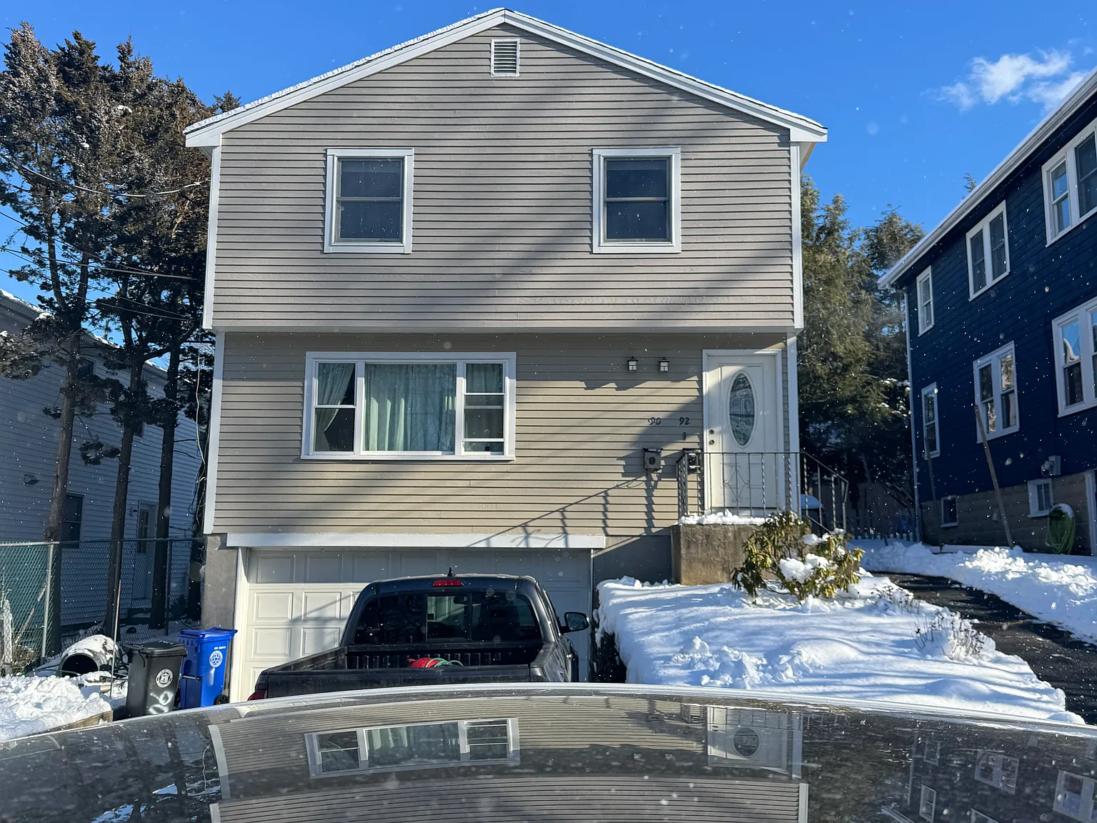 3 bed, 1150 sqft, $2,900 — Photo 1