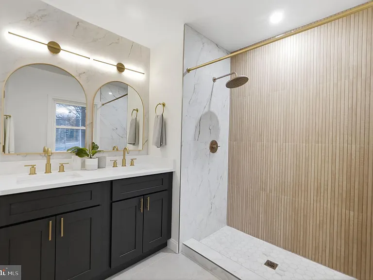 5520 N Capitol St NW — Photo 21