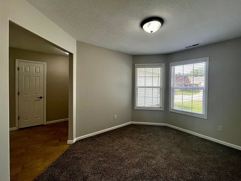 4367 Timber Creek Pkwy — Photo 4