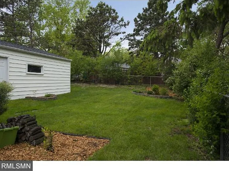 6510 Cedar Lake Rd S — Photo 10