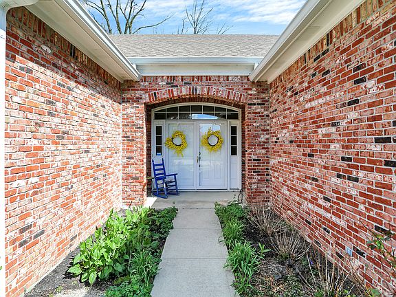 5th image of 1554 Glen Manor Ct