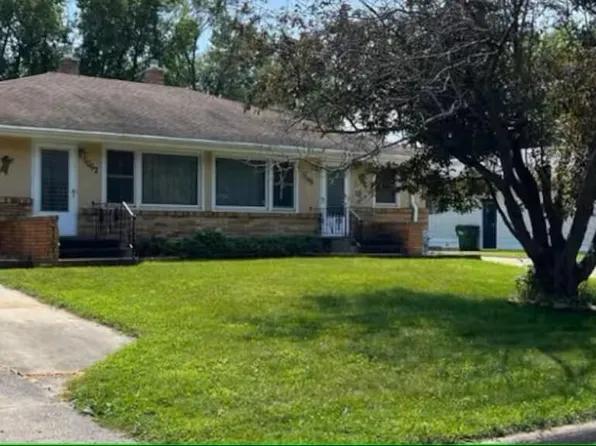 1064 Glenhill Rd, Shoreview, MN 55126