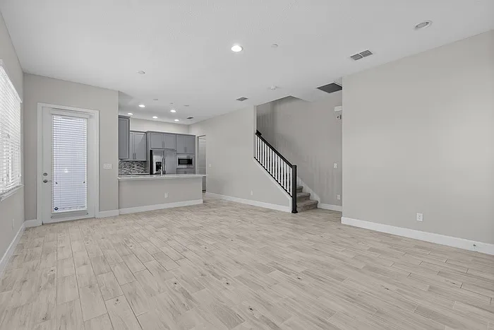 13429 Granger Ave — Photo 31