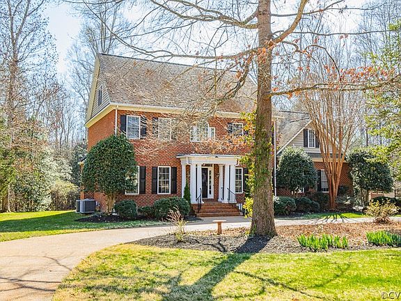 2nd image of 10009 Wintercrest Dr