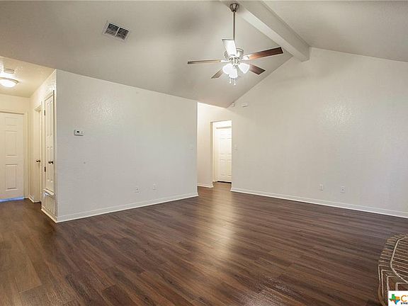 4th image of 4411 Hitchrock Dr