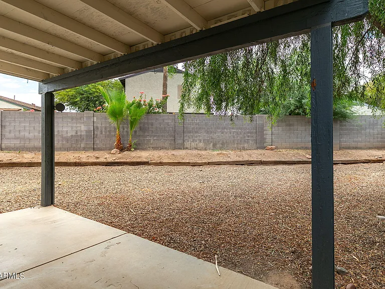 619 E Jensen St #7 — Photo 25