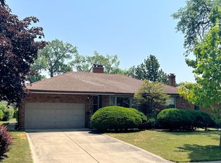 6709 N Knox Ave, Lincolnwood, IL