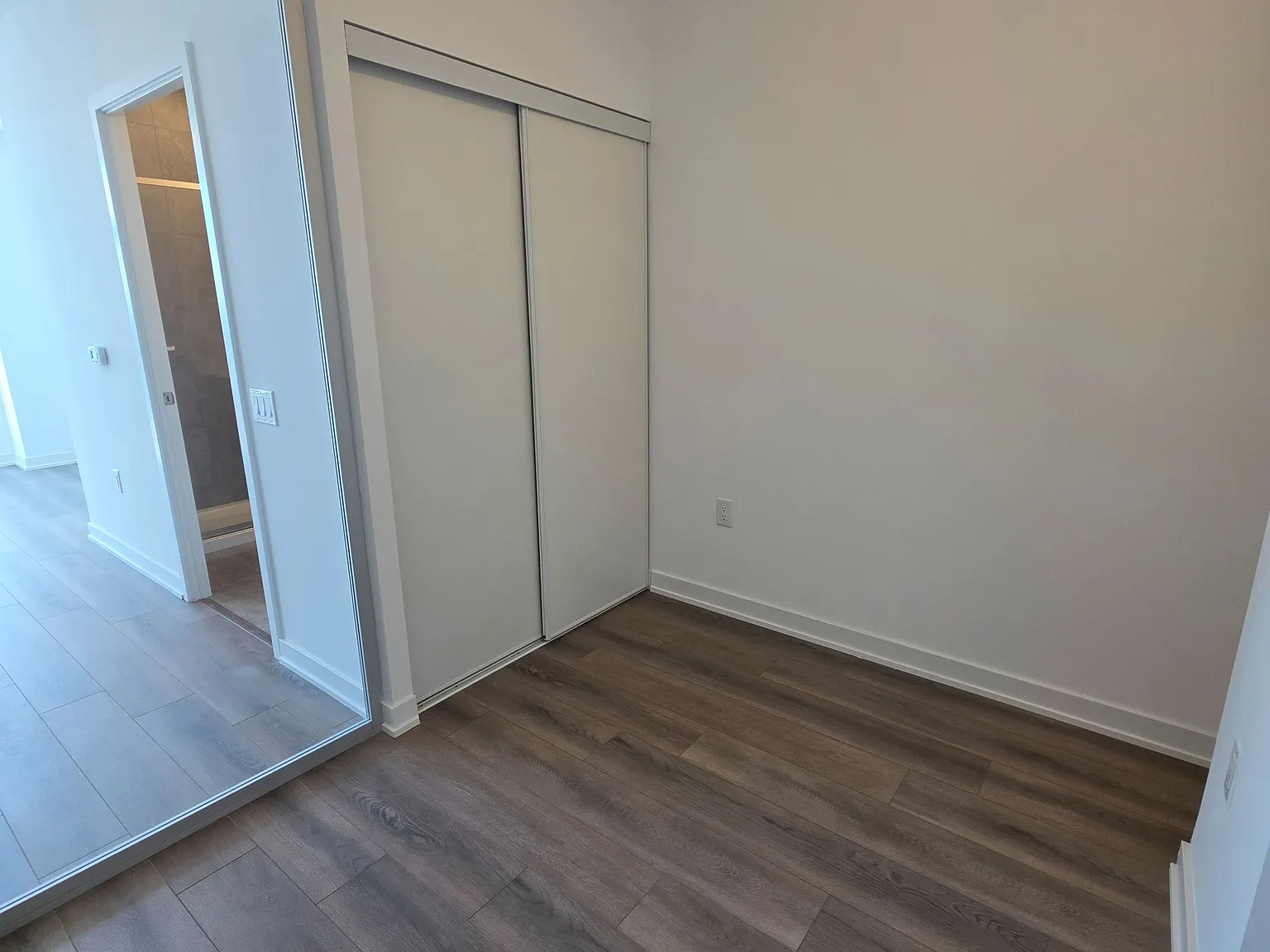 2 bed, $2,450 — Photo 3