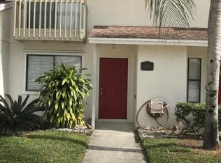 1007 Riverside Dr, Greenacres, FL 33463