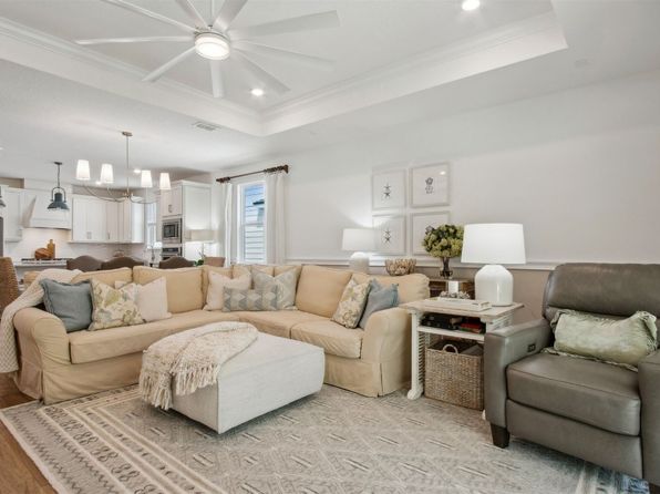 386 Saw Palmetto St, Yulee, FL 32097