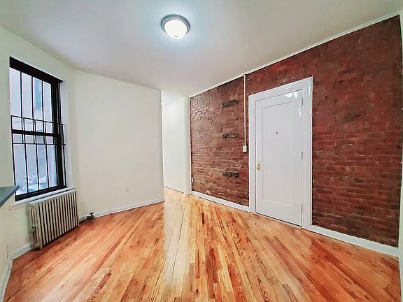 5th image of 624 11th St #2