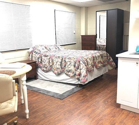 5th image of 8802 Amigo Ave