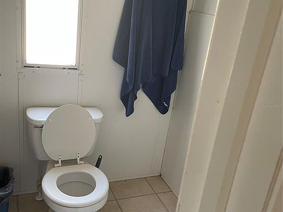 5th image of 5674 W Grovepark Rd