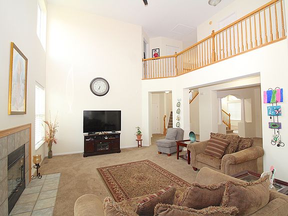 4th image of 10780 Cambria Ct