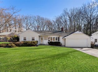 190 Beverly Rd, White Plains, NY 10605