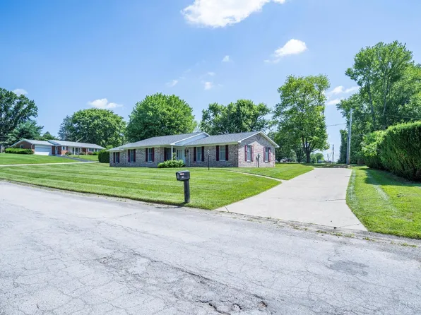 117 Sherwood Dr, Hillsboro, OH 45133