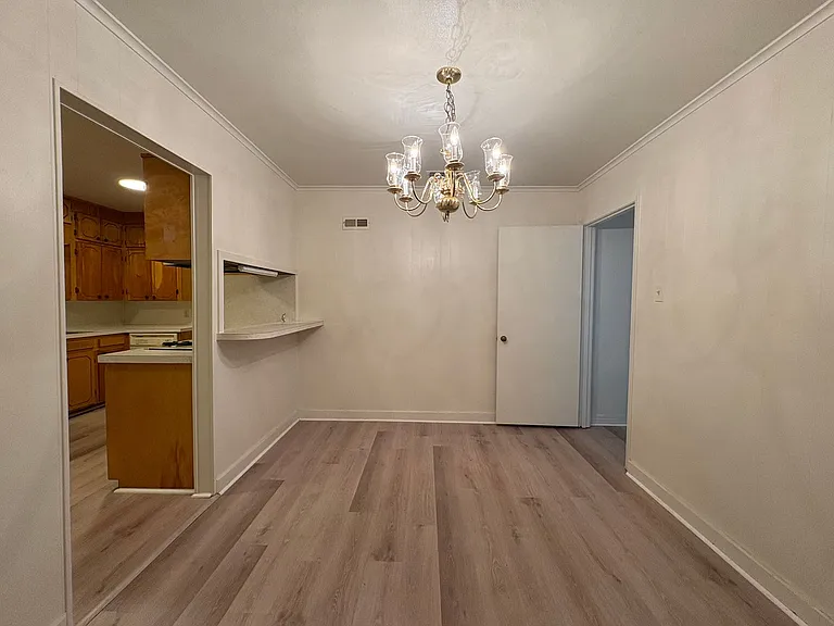 817 Anthony St — Photo 12