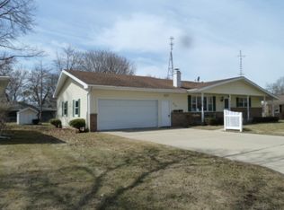 808 N 4th St, Fort Atkinson, WI 53538