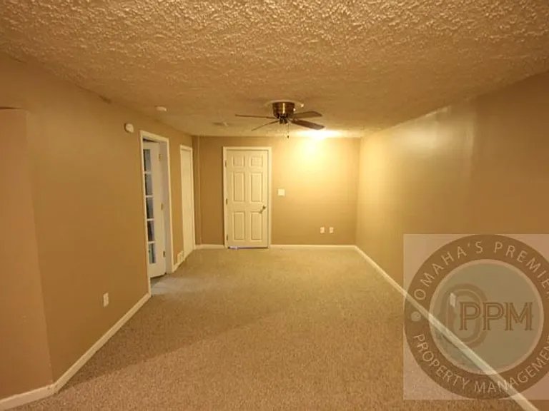 3442 S 88th St — Photo 12