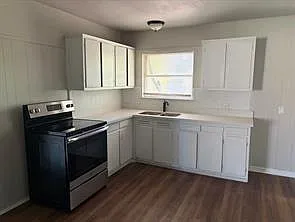 4 bed, 2.0 bath, 1156 sqft, $1,825 — Photo 4